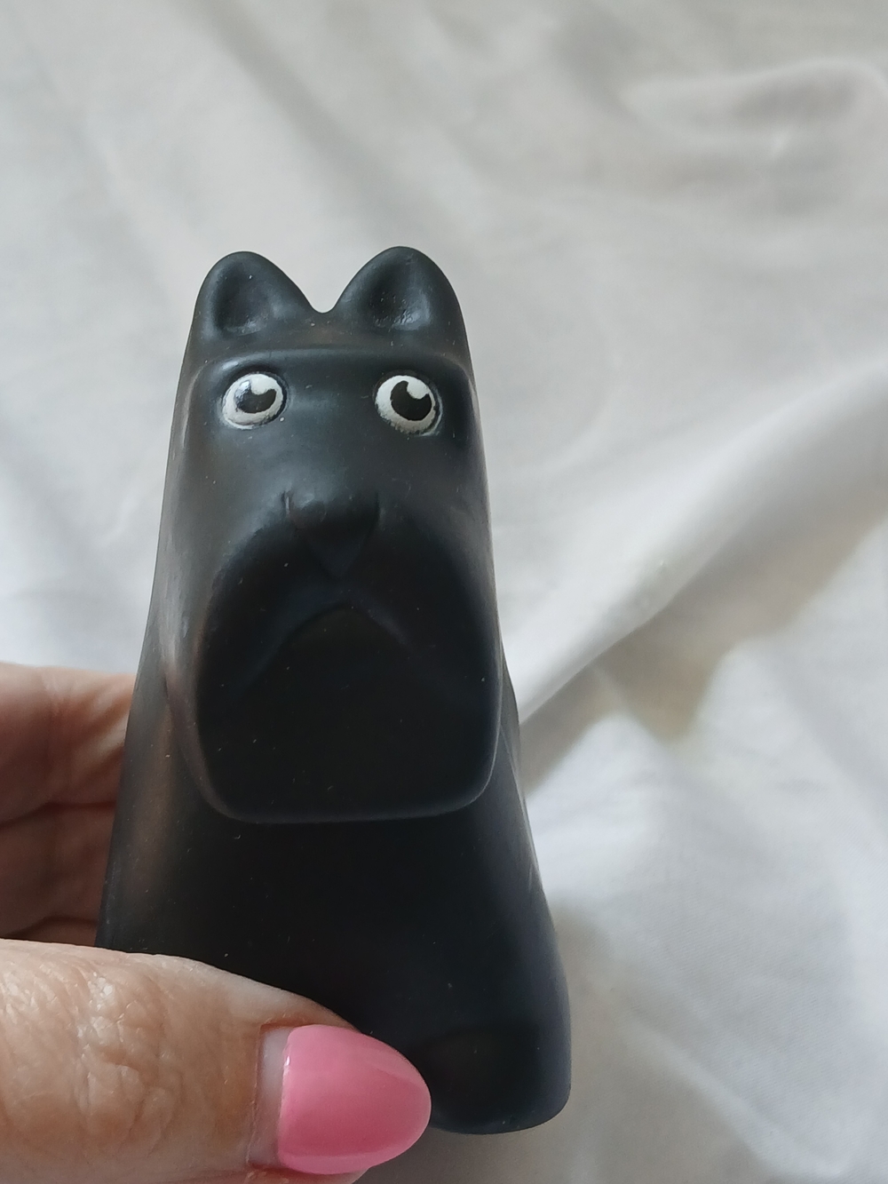 Vtg Rare Vinyl Scottie Terrier Dog Figurine w/Cartoon Eyes Brand Unknown 4" L@@K